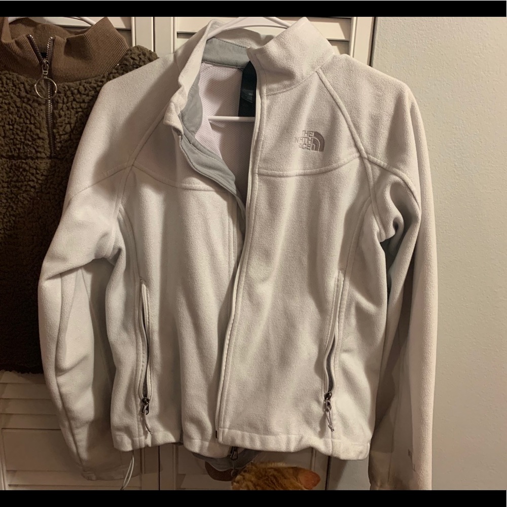 White North Face